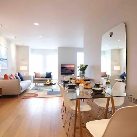 Apartment Luxurious Apartment, 180° Views & Parking *